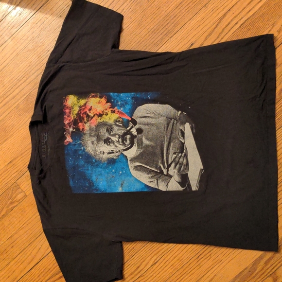 Einstein Trippy Smoking Shirt - Picture 2 of 3